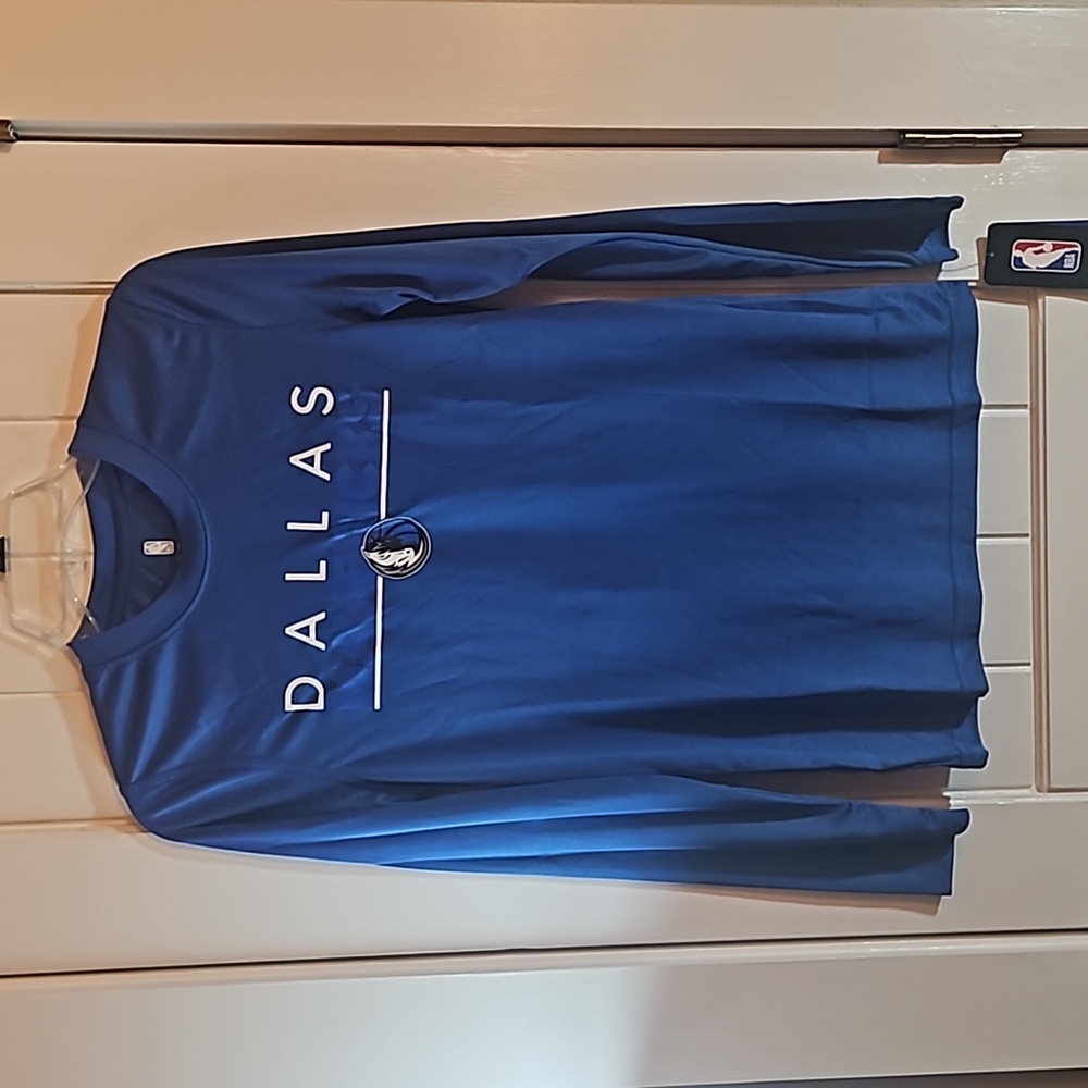 Dallas Mavericks Youth 14-16 Long sleeve tee